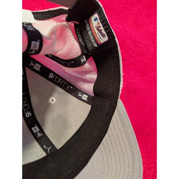 St. Louis Cardinals 2019 NL Central Division Champions New Era 9FORTY Snapback - Picture 6 of 9